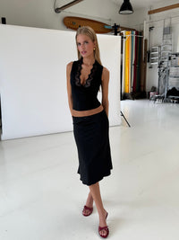 BELORIA – Stretch Fitted Top