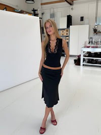 BELORIA – Stretch Fitted Top