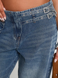 BELORIA – Mid-Rise Belted Cargo Jeans