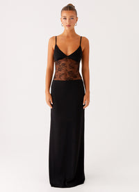 BELORIA – Evonni Black Lace Maxi Dress