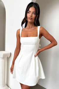 Vestido Bransley de tirantes ajustables – Corte A