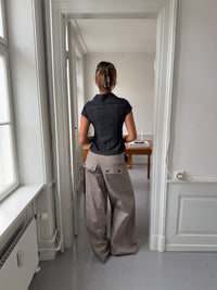 BELORIA – Taupe Straight Leg Trousers