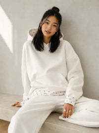 BELORIA – Soft Luxe Hooded Sweater