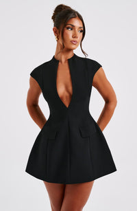 Vestido mini Suri de manga corta – Negro
